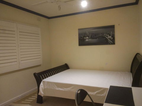 Big Room 12km To City Near Boxhill, Melbourne - Holiday Sunshine Coast 0