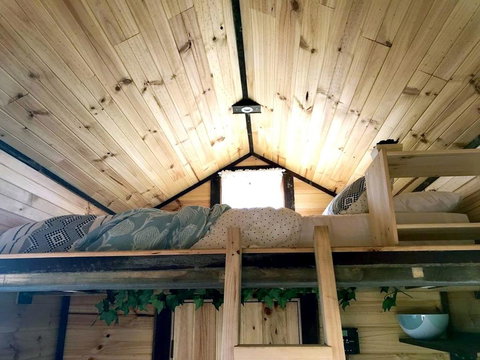 Big Tiny Altitude Tiny House Experience - Sunshine Coast Tourism 3