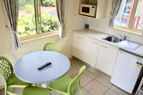 BIG4 Cairns Crystal Cascades Holiday Park - Sunshine Coast Tourism 3