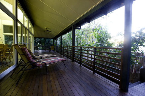 Billa Villa - Sunshine Coast Tourism 1