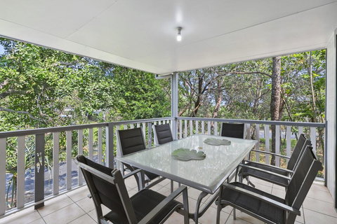 Billabong - Sunshine Coast Tourism 0