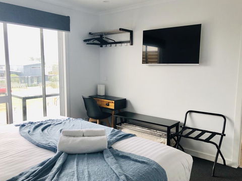 BINALONG BRAE @ Bay Of Fires Two Bedroom Both With Ensuites - Sunshine Coast Tourism 3