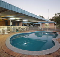Binalong Motel - Holiday Sunshine Coast