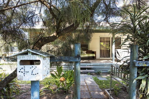 Bird Song - Iluka, NSW - Sunshine Coast Tourism 1