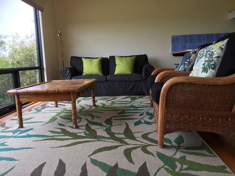 Black Cockatoo Cottages - Sunshine Coast Tourism 1