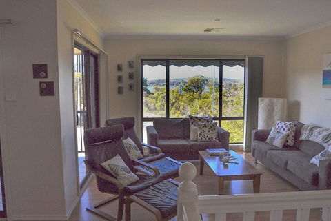 Black Duck - Sunshine Coast Tourism 2