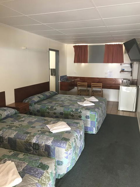 Blackall Coolibah Motel - Sunshine Coast Tourism 1