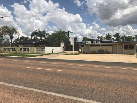Blackall Coolibah Motel - Sunshine Coast Tourism 0