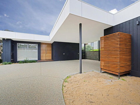 Blairgowrie Retreat - Sunshine Coast Tourism 1