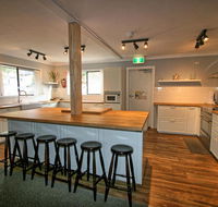 Blizzard Bunny Lodge - Holiday Sunshine Coast