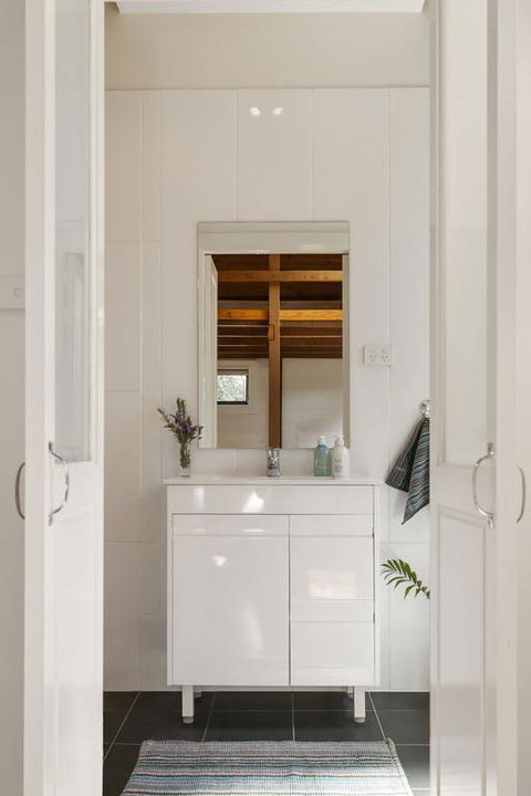BLUE APPLE LODGE - Sunshine Coast Tourism 3