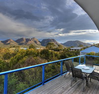 Blue Gum Retreat - Sunshine Coast Tourism