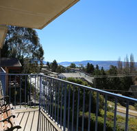 Blue Gums 1 - Holiday Sunshine Coast