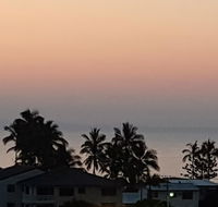 Blue horizon - Holiday Sunshine Coast