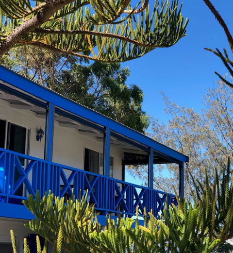 Blue Sky Escapes Beach House Ledge Point - Sunshine Coast Tourism 3
