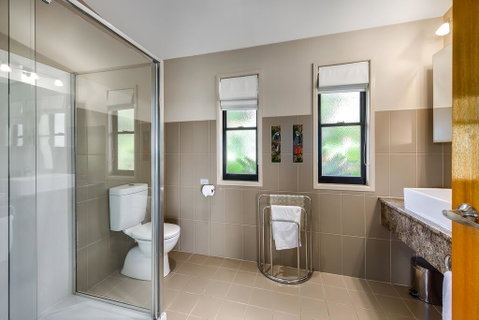 Blue Summit Cottages - Holiday Sunshine Coast 1