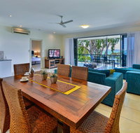 Blue Water Views Apartments - Holiday Sunshine Coast