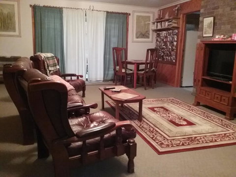 Blueberry B&B - Sunshine Coast Tourism 2