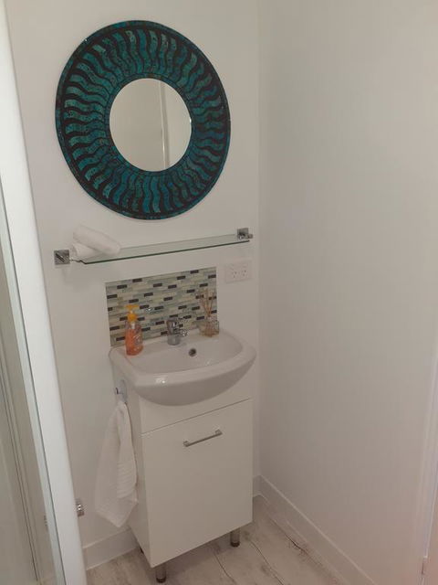 Bluegrass BnB - Holiday Sunshine Coast 3
