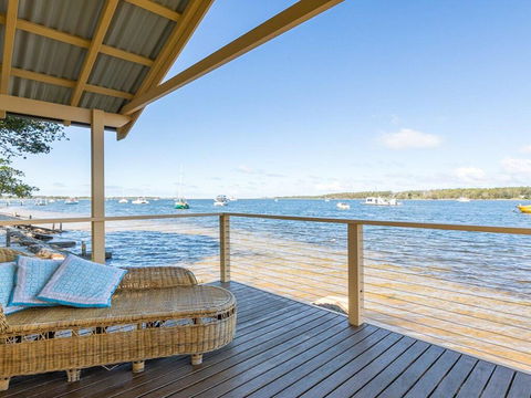 Bluewater - Riverfront Location With Water Views - Sunshine Coast Tourism 0