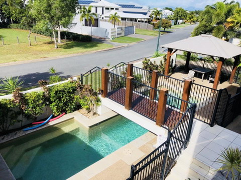 Bluewater Apartment - Sunshine Coast Tourism 1