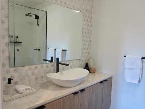 Bluewater Apartment - Sunshine Coast Tourism 3