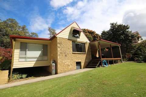Boambee Hideaway - Sunshine Coast Tourism 1