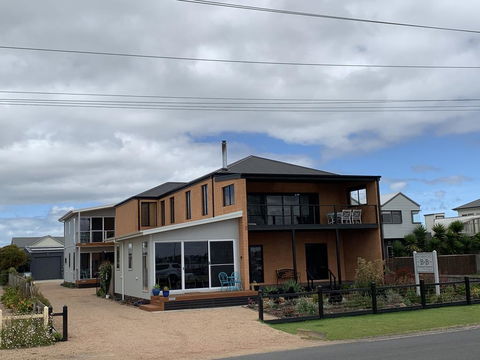 Boat Harbour Jetty B&B - Sunshine Coast Tourism 3