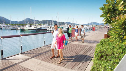 Boatel Cairns - Sunshine Coast Tourism 1