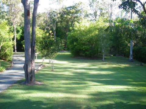 BoBRENE On Tamborine Nude Retreat - Quaint Cottage - Sunshine Coast Tourism 3