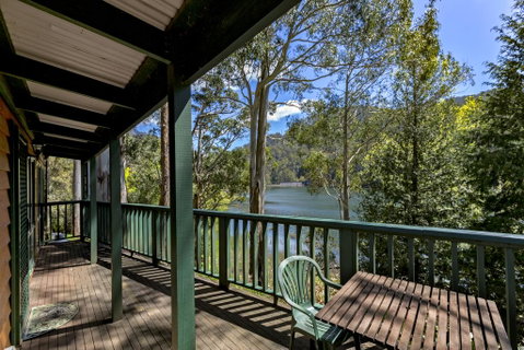 Bogong Village - Sunshine Coast Tourism 2