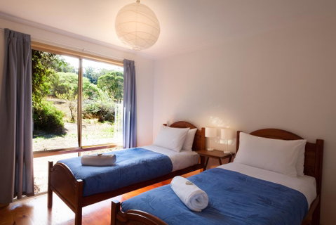 Bombina Cottages - Sunshine Coast Tourism 1