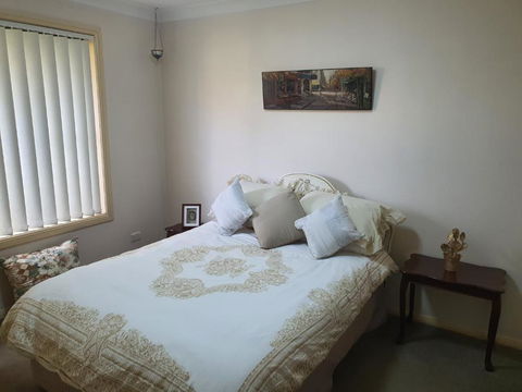 The Junction Estate COOL CALM COZY A Home N Host Property - Holiday Sunshine Coast 3
