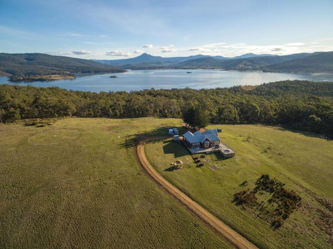 The Peninsula Experience - Sunshine Coast Tourism 0