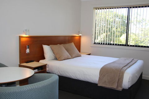 The Pioneer Way Motel - Sunshine Coast Tourism 0