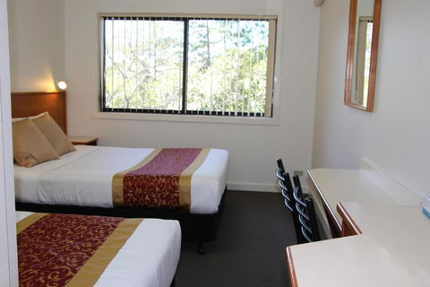 The Pioneer Way Motel - Sunshine Coast Tourism 3