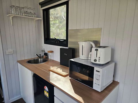 The Verge Of Nowhere Oak By Tiny Away - Sunshine Coast Tourism 1