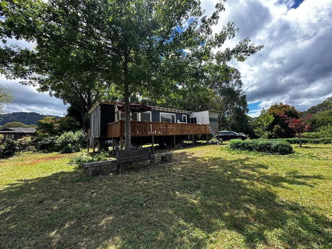 Tiny House At Gilderoy Valley Views - Sunshine Coast Tourism 0