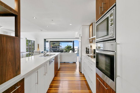 Warragi 1 - Holiday Sunshine Coast 2