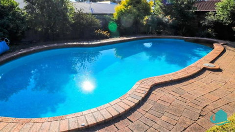 Wemberley Lakehouse - Holiday Sunshine Coast 1