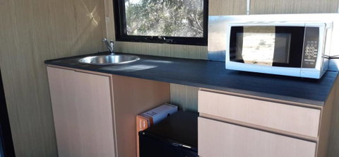 Willalooka Escape By Tiny Away - Sunshine Coast Tourism 3