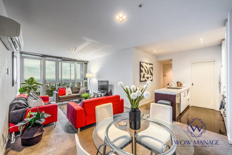 WOW Apartment On Swanston - Sunshine Coast Tourism 0
