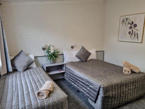 Y Motels Yarraman - Sunshine Coast Tourism 0