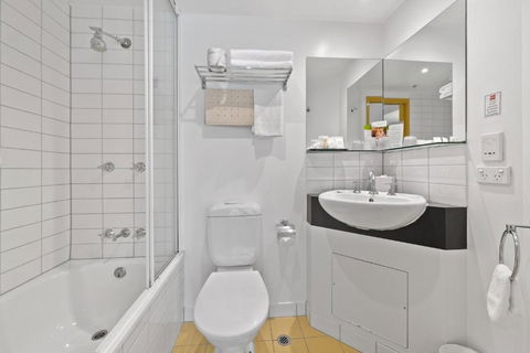 YEHS Hotel Melbourne CBD - Sunshine Coast Tourism 2