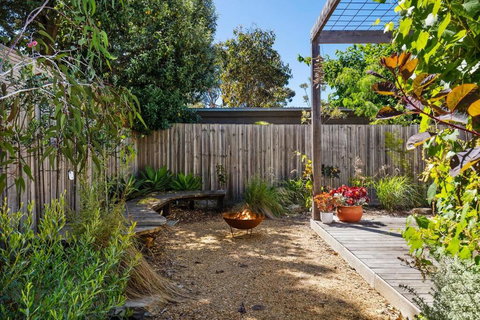 Ocean Spray - Holiday Sunshine Coast 3