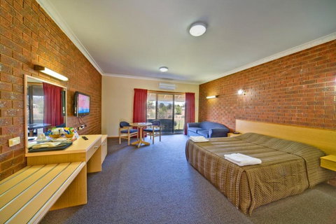 Paradise Lakes Motel Shepparton - Sunshine Coast Tourism 3