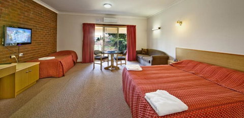 Paradise Lakes Motel Shepparton - Sunshine Coast Tourism 1