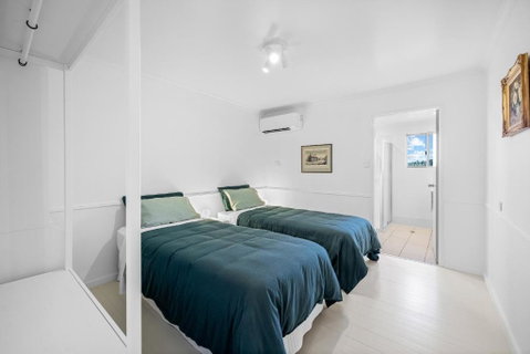 Spearmint House - Art Deco Gem In Misty Mountains - Sunshine Coast Tourism 2
