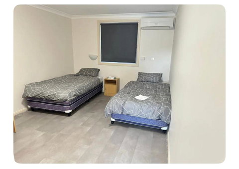 Yetholme Motel - Holiday Sunshine Coast 1