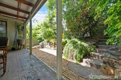 Zebulon - Holiday Sunshine Coast 2